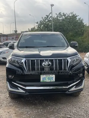 Toyota Land Cruiser Prado 2012 Black