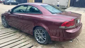Volvo C70 T5 2009 Red
