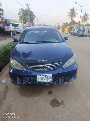 Toyota Camry 2004 Blue