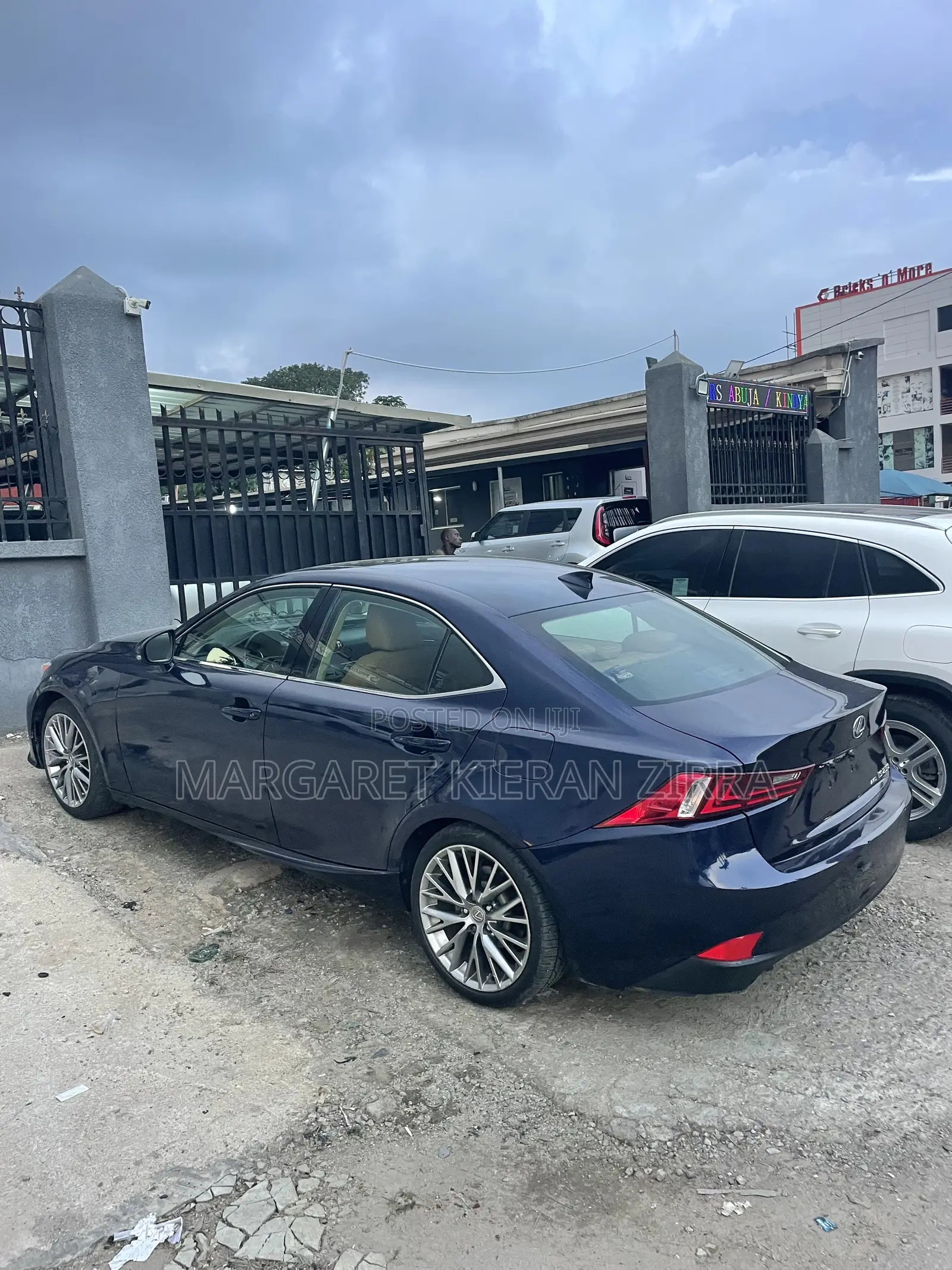 Lexus IS 2015 Blue