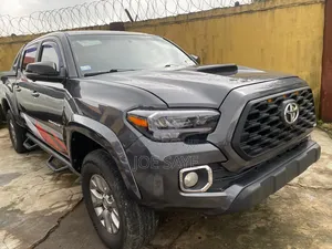 Toyota Tacoma Limited 2018 Gray