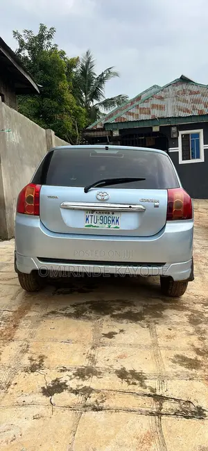 Toyota Corolla RunX 2006 Blue