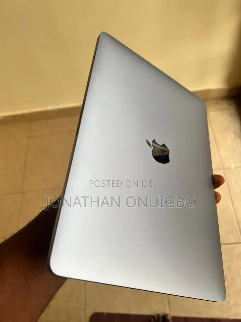 Laptop Apple MacBook Pro 2019 8GB Intel Core i5 SSD 128GB