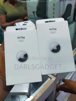 Apple Airtag Bluetooth Item Tracker 4 Pack for iPhone and iPad Set
