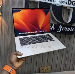 Laptop Apple MacBook Air 2023 M2 8GB Apple M2 SSD 512GB