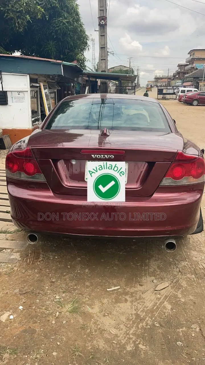 Volvo C70 T5 2009 Red