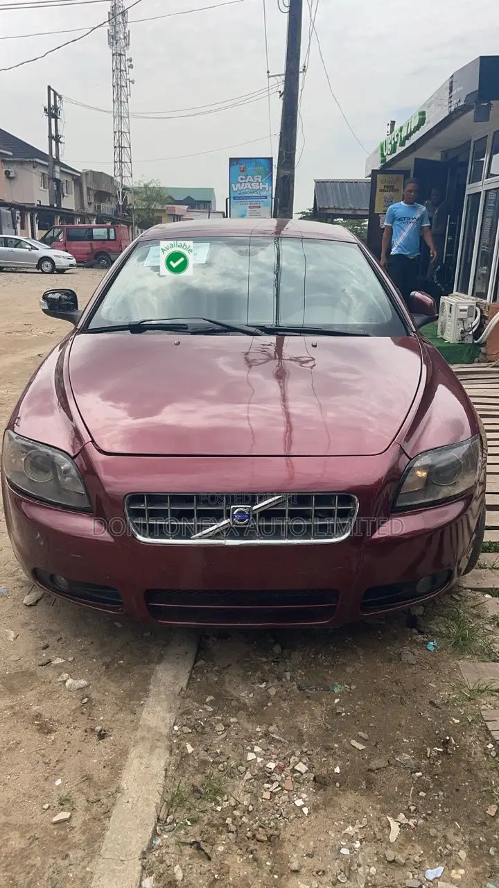 Volvo C70 T5 2009 Red