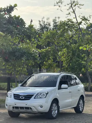 Renault Samsung QM5 2010 White