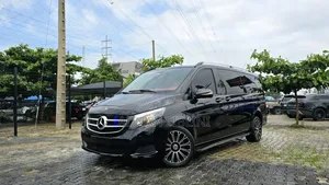 Mercedes-Benz Viano 2018 Black