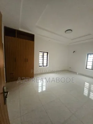 5bdrm Duplex in Omole Phase 2 for rent
