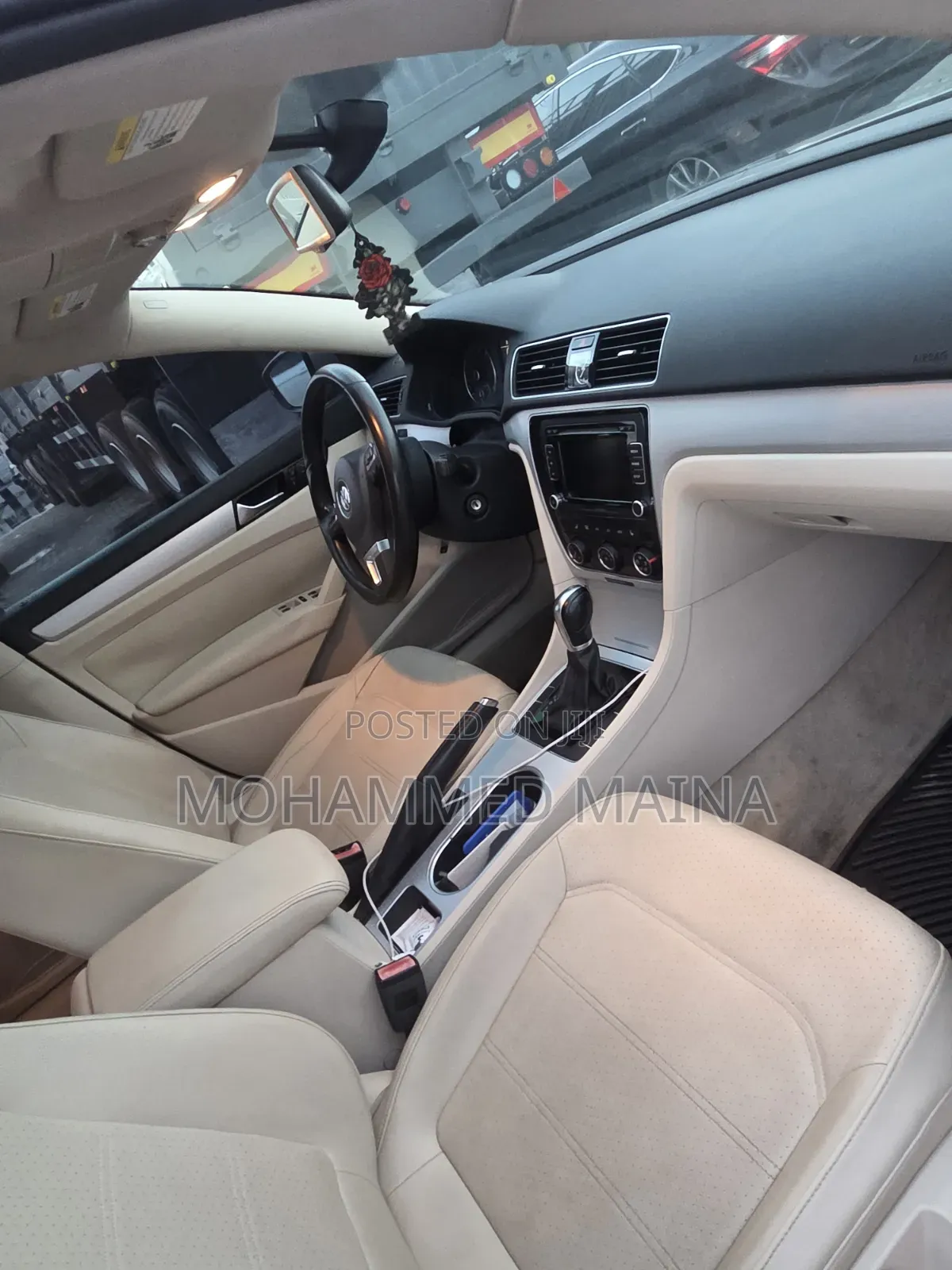 Volkswagen Passat 2013 Silver