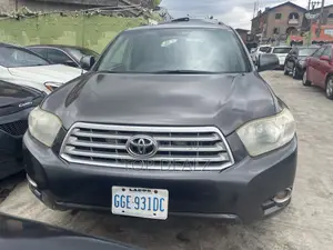 Toyota Highlander V6 2009 Gray