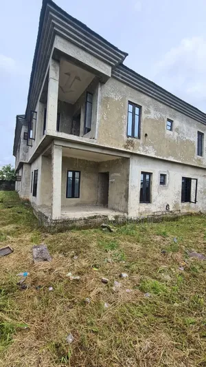 11bdrm Duplex in Located At Oko Ado, for sale