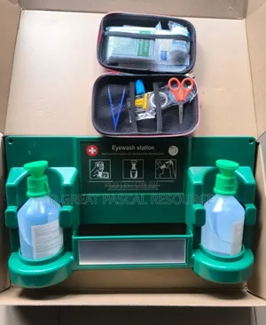 Wall-Mountable Emergency Eyewash and First Aid