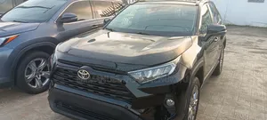 Toyota RAV4 2021 Black