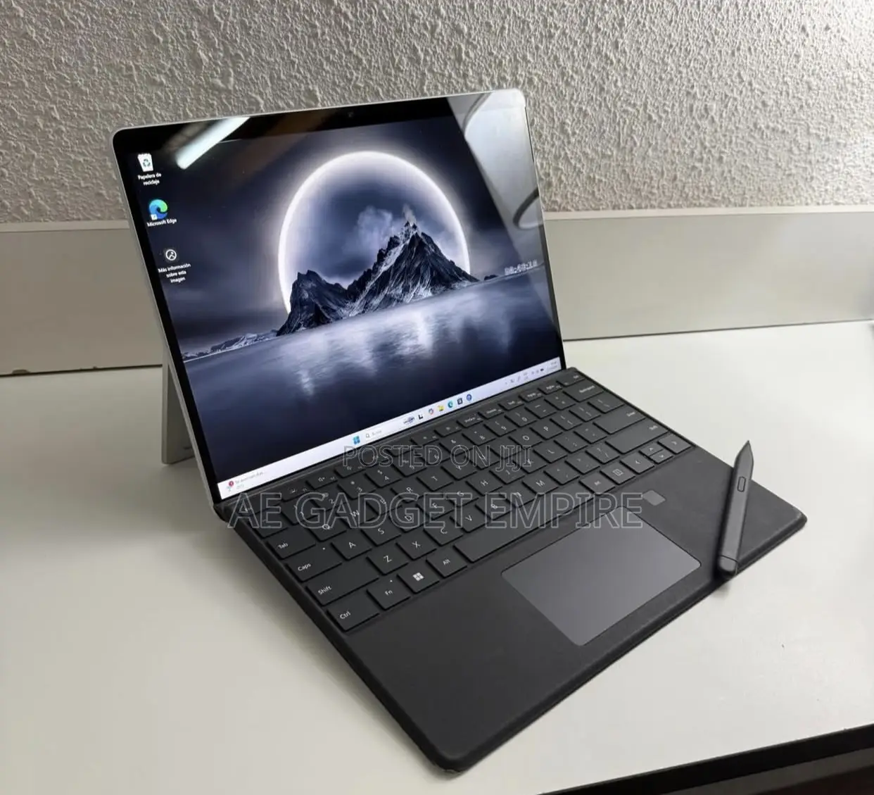 Laptop Microsoft Surface Pro 9 16GB Intel Core i7 SSD 256GB