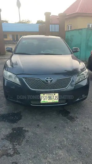 Toyota Camry 2.4 SE Automatic 2008 Gray