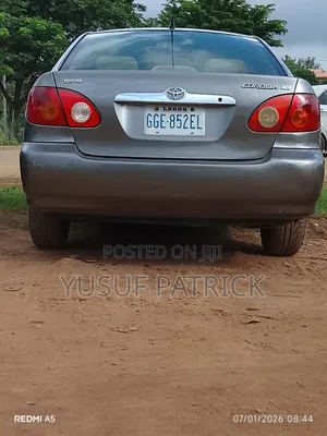 Toyota Corolla LE 2004 Gray