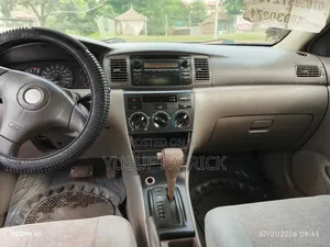 Toyota Corolla LE 2004 Gray