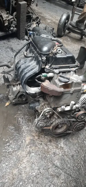 Nisan Micra Engine