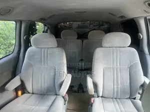 Toyota Sienna 2002 Gray