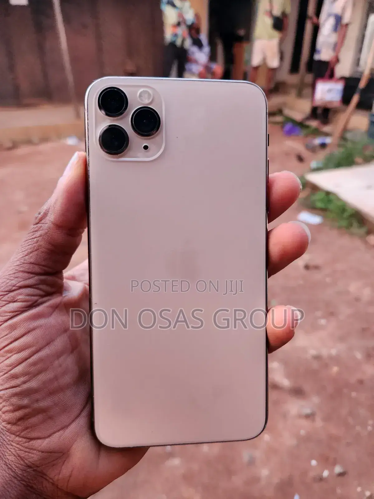 Apple iPhone 11 Pro Max 64 GB Gold