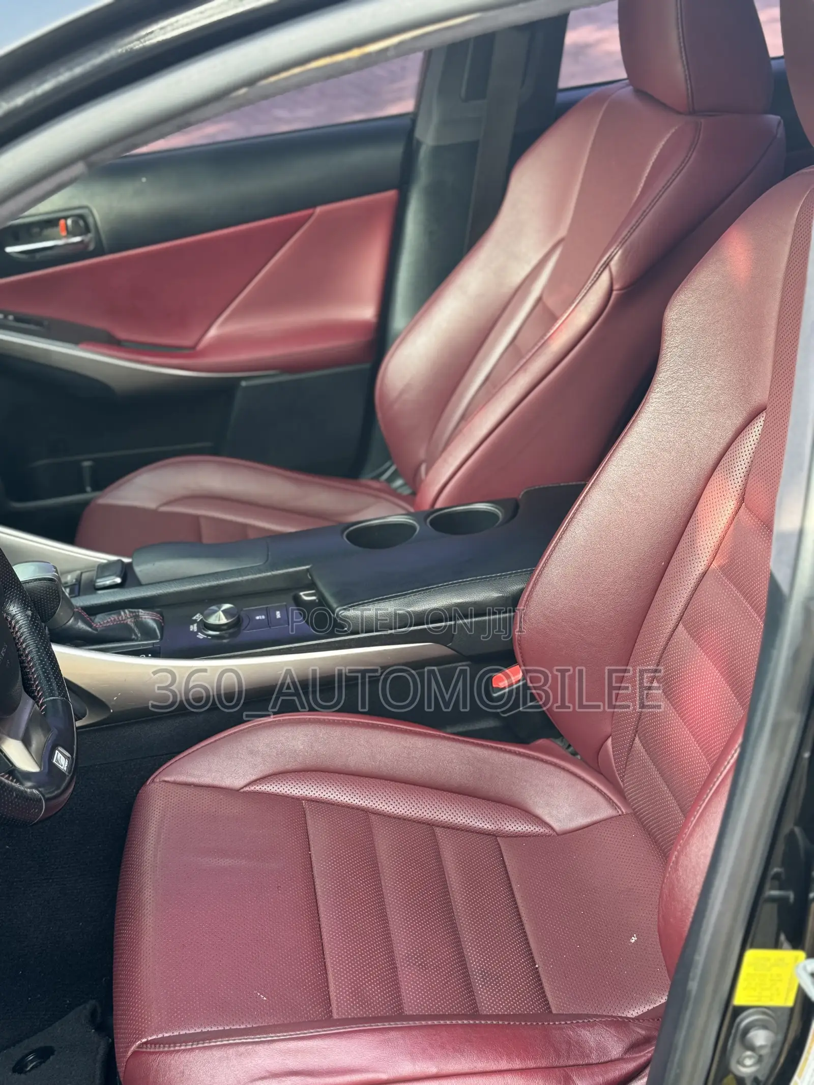 Lexus IS 2016 Black