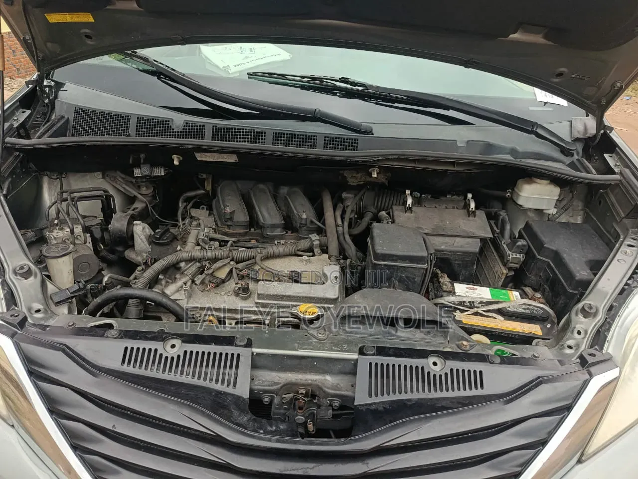 Toyota Sienna 2012 Gray