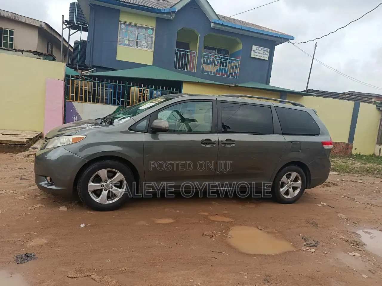 Toyota Sienna 2012 Gray