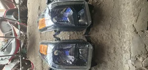 Set of Headlamp Toyota Tundra 2018 Model