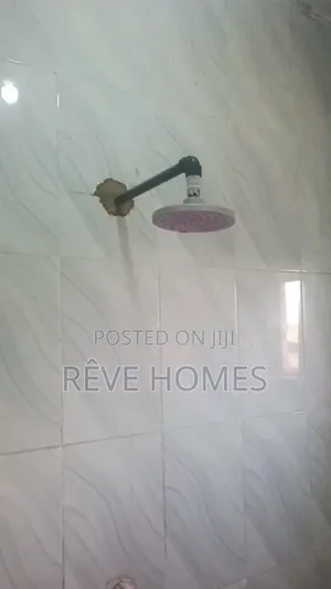 1bdrm Apartment in Alagomeji for rent