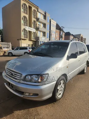 Toyota Picnic 2.0 FWD 2002 Silver