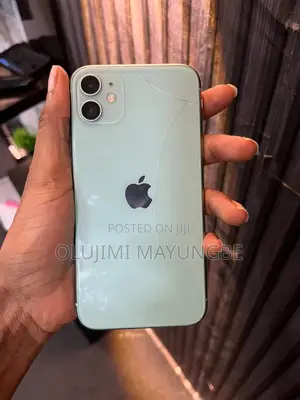 Apple iPhone 11 64 GB Green