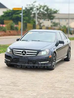 Mercedes-Benz C300 2013 Black