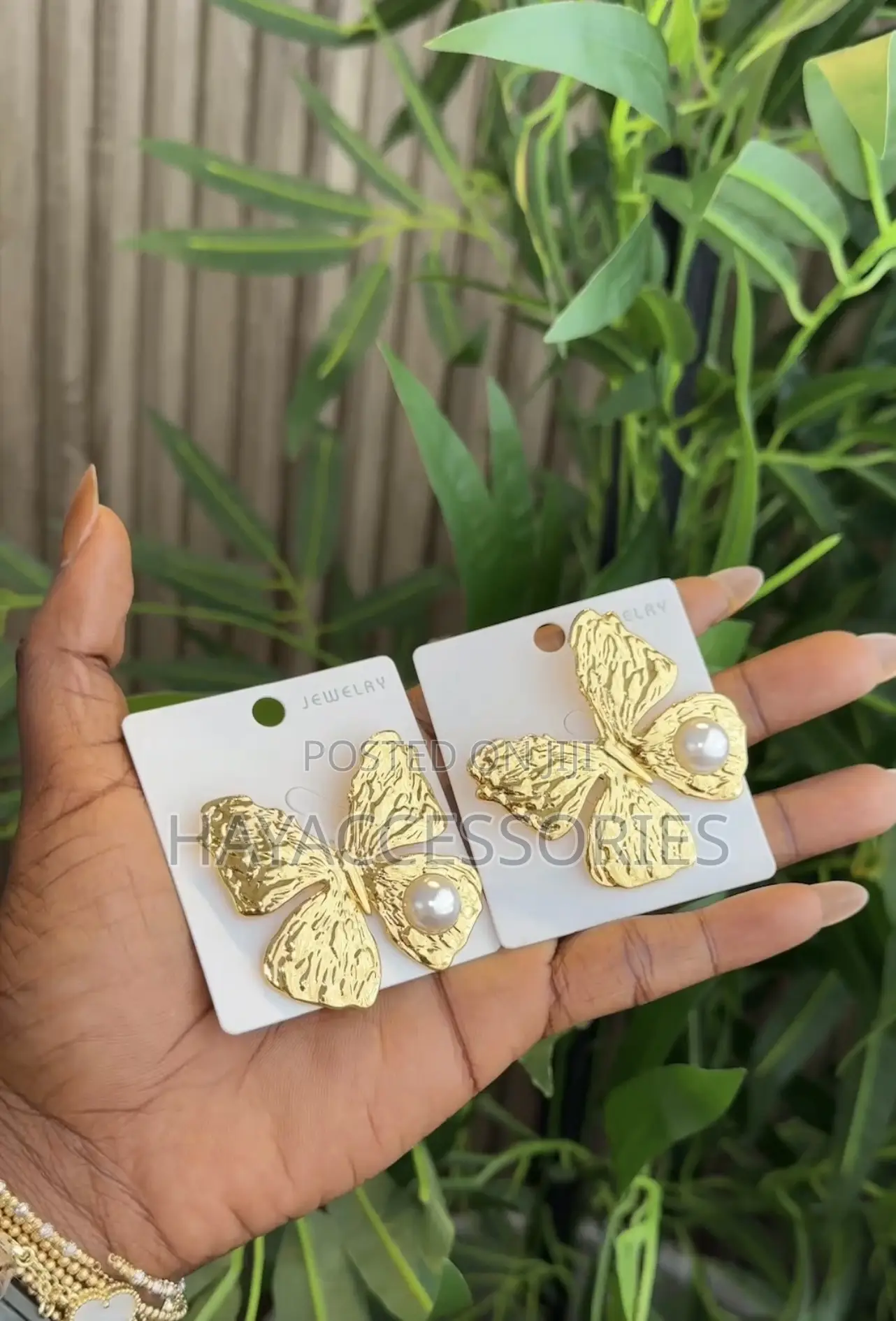Brooches (Big and Bold)