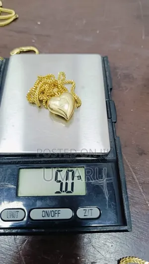 Italy 750 18karat Pure Gold Available Now