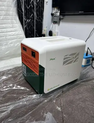 1kwh 500w Cola Solar Generator Power Station Still Available