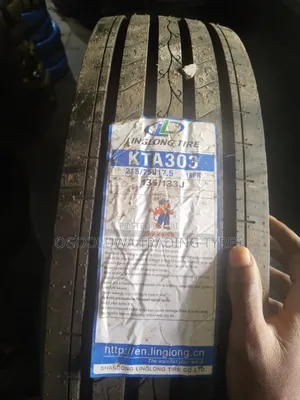 215/75r17.5 Tyre