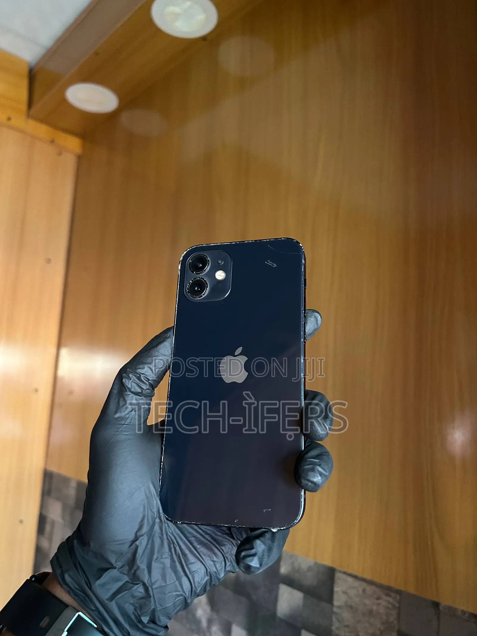 Apple iPhone 12 64 GB Black