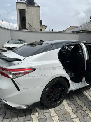 Toyota Camry TRD V6 2021 White