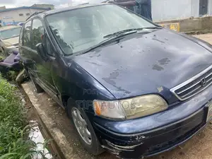 Honda Shuttle 2.3 2WD 2001 Blue