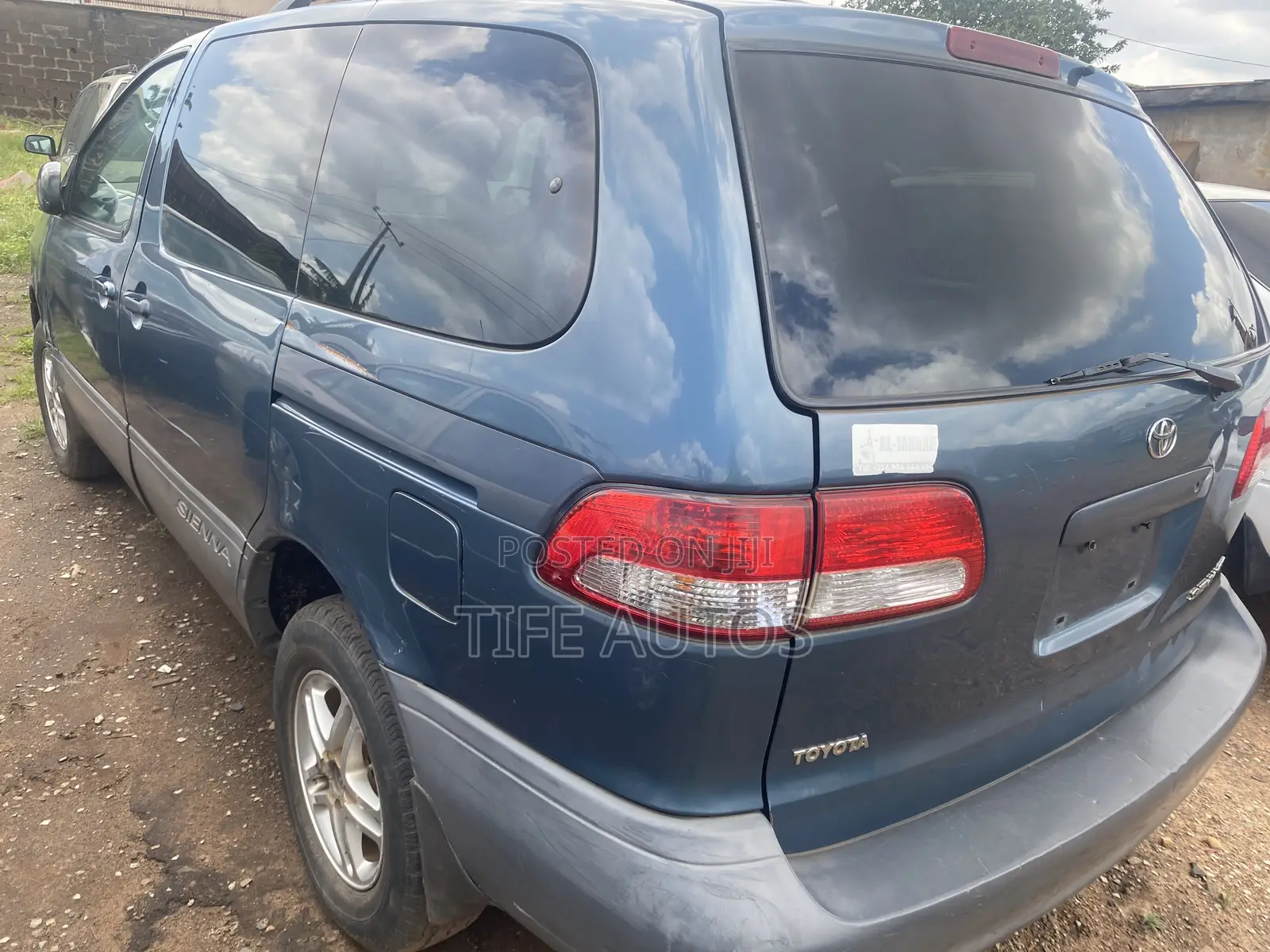 Toyota Sienna LE 2001 Gray
