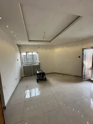 2bdrm Apartment in Ologolo Lekki for rent
