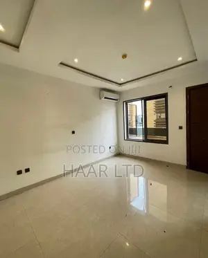 4bdrm Duplex in Lekki Phase 1 for rent