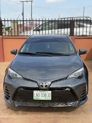 Toyota Corolla 2016 Gray