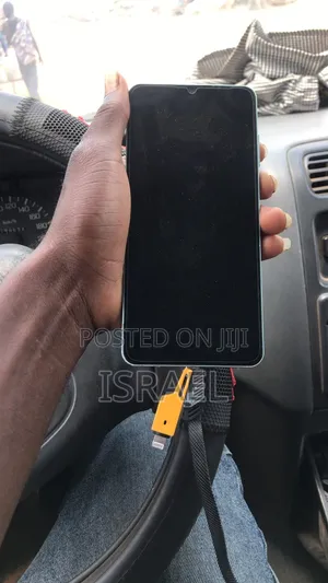 Samsung Galaxy A06 128 GB Gray