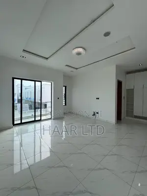 4bdrm Duplex in Lekki Phase 2 for rent