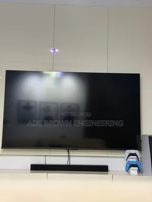 2 Weeks Used 65 Inches Hisense Tv