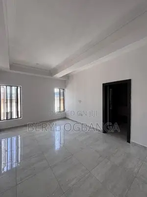 4bdrm Duplex in Ikota for rent