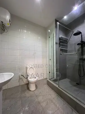 2bdrm Apartment in Lekki Phase 1 for rent